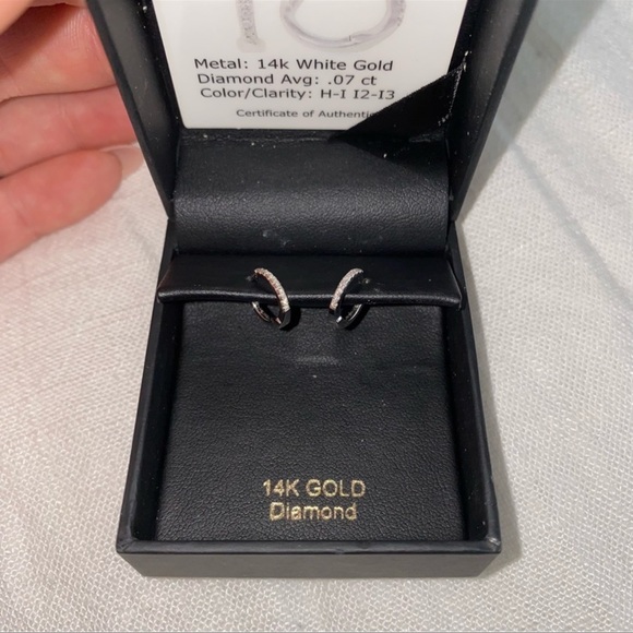 Oro leoni earrings Clearance